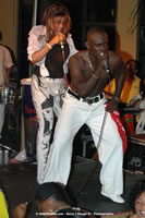 DSC_1285.jpg (98,827 bytes)