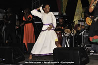 DSC_5464.jpg (79,174 bytes)