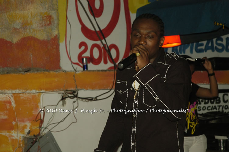 Busy Signal & Kip Rich- Also featuring: Mona Lisa and Crystal Axe @ Striptease Night Club, Scrub-A-Dub Car Wash, , Whitehall, Negril, Westmoreland, Jamaica W.I. - Photographs by Net2Market.com - Barry J. Hough Sr, Photographer/Photojournalist - The Negril Travel Guide - Negril's and Jamaica's Number One Concert Photography Web Site with over 40,000 Jamaican Concert photographs Published -  Negril Travel Guide, Negril Jamaica WI - http://www.negriltravelguide.com - info@negriltravelguide.com...!