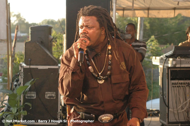 Luciano @ Western Consciousness 2007 - Presented by King of Kings Productons - Saturday, April 28, 2007 - Llandilo Cultural Centre, Savanna-La-Mar, Westmoreland, Jamaica W.I. - Negril Travel Guide, Negril Jamaica WI - http://www.negriltravelguide.com - info@negriltravelguide.com...!