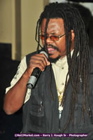 DSC_5878.jpg (77,598 bytes)